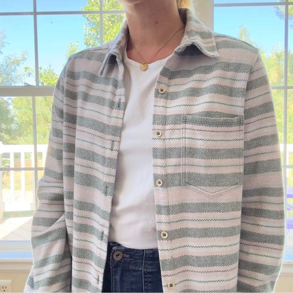 Carve Design Over Sized Organic Cotton Button Down Shirt Size M - Picture 4 of 4